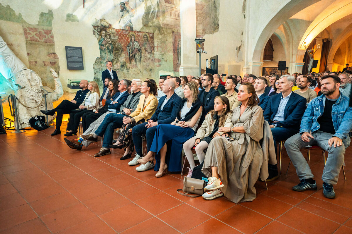 Pražská křižovatka · Moment 30
